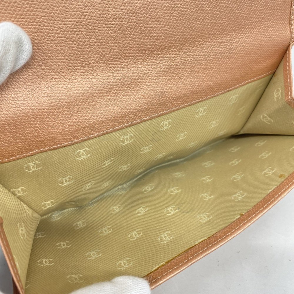 CHANEL Pink Leather Wallet - Picture 8 of 14
